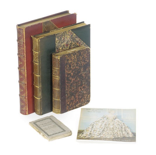 A GROUP OF DECORATIVE ARTS BOOKS,