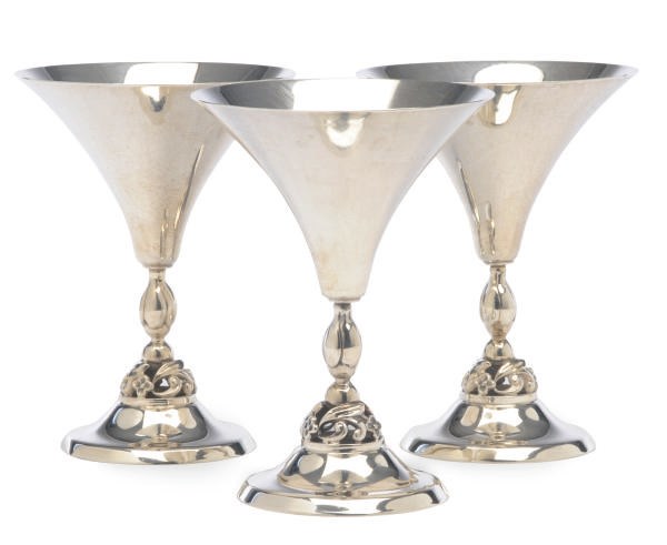 A SET OF SIX AMERICAN SILVER WINE GOBLETS IN THE JENSEN STYLE,