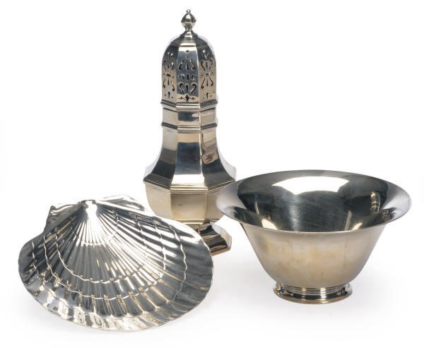 AN AMERICAN SILVER BOWL AND A SCALLOP-SHAPED DISH, AND A GEORGE V CASTER,