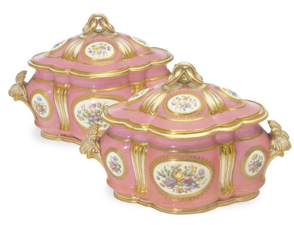A PAIR OF SMALL ENGLISH PINK-GROUND PORCELAIN TUREENS AND COVERS,