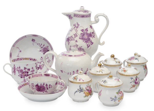 AN ASSEMBLED GERMAN PORCELAIN 'PURPUR MALEREI' TEA SERVICE AND A SIX FRENCH CUSTARD CUPS AND COVERS,