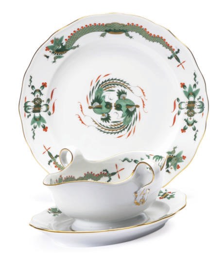 A GERMAN PART TABLE SERVICE IN THE 'GREEN DRAGON' PATTERN,