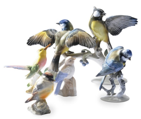 TWO GERMAN PORCELAIN FIGURE GROUPS OF YELLOW-BREASTED BIRDS ON BRANCHES,