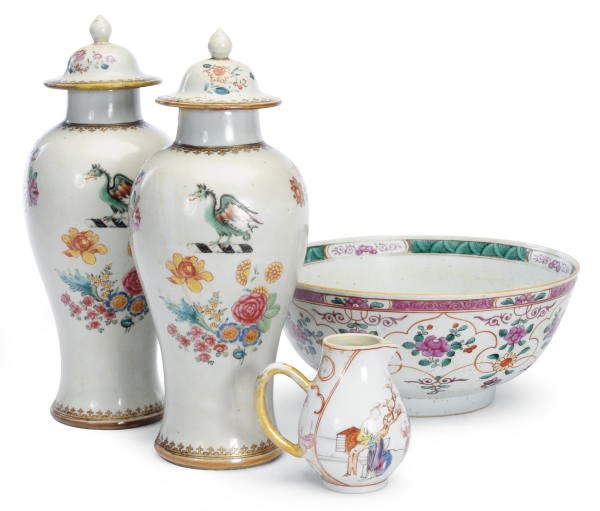 A PAIR OF CHINESE EXPORT CRESTED FAMILLE ROSE BALUSTER JARS AND TWO COVERS AND A MILK JUG,