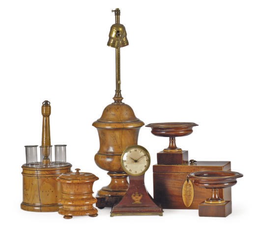 A GROUP OF VICTORIAN TABLE ARTICLES,