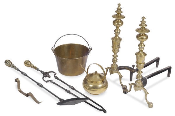 A PAIR OF BRASS ANDIRONS,