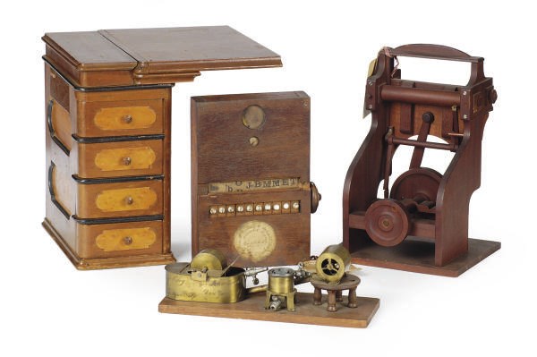 ELEVEN PATENT MODELS,