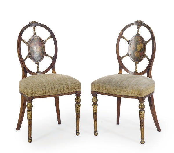 A PAIR OF EDWARDIAN SATINWOOD AND POLYRHCOME PAINT-DECORATED SIDE CHAIRS,