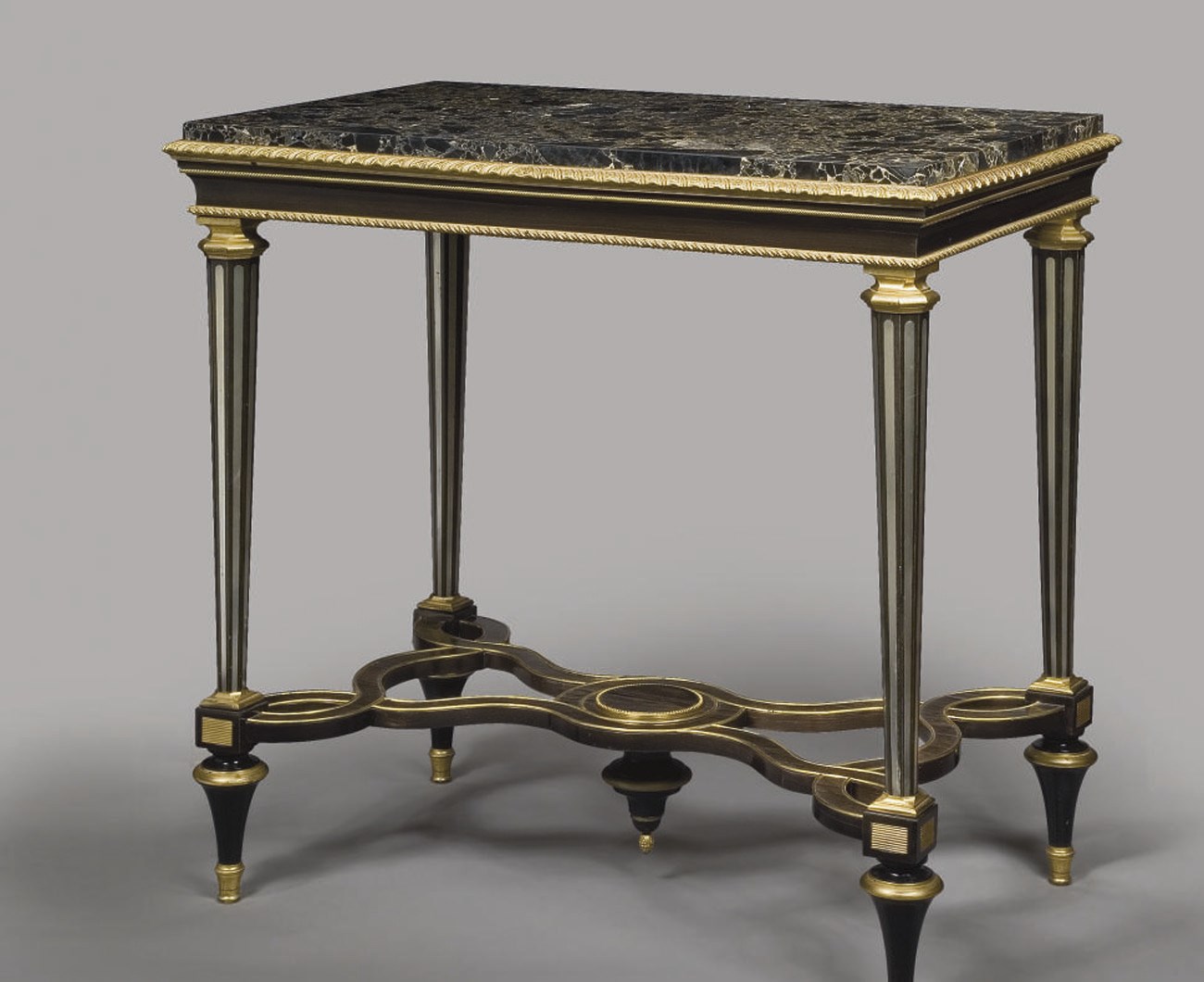 TABLE DE SALON D'EPOQUE LOUIS XVI