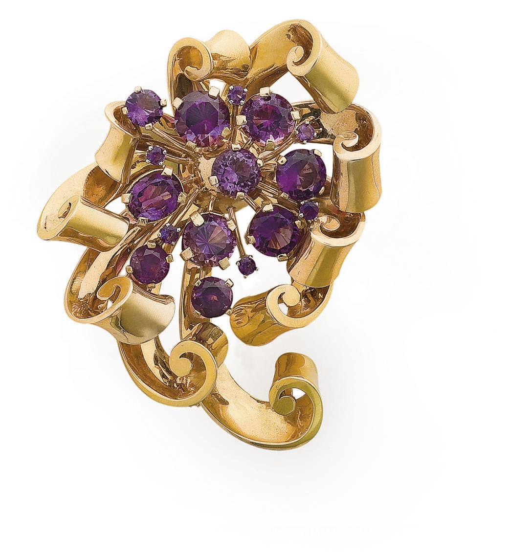 BROCHE RETRO AMETHYSTES, PAR TRABERT & HOEFFER MAUBOUSSIN