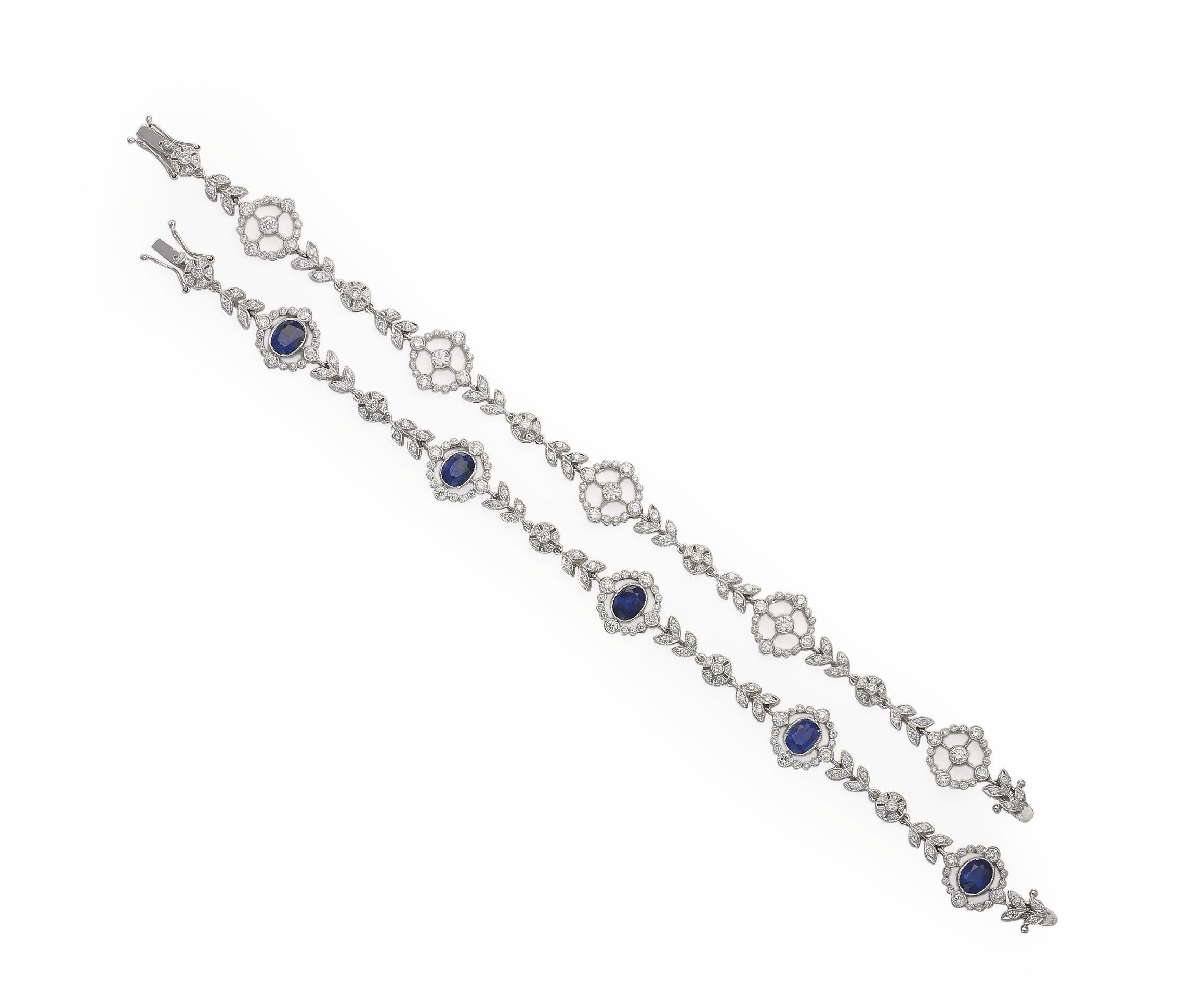 PAIRE DE BRACELETS SAPHIRS ET DIAMANTS
