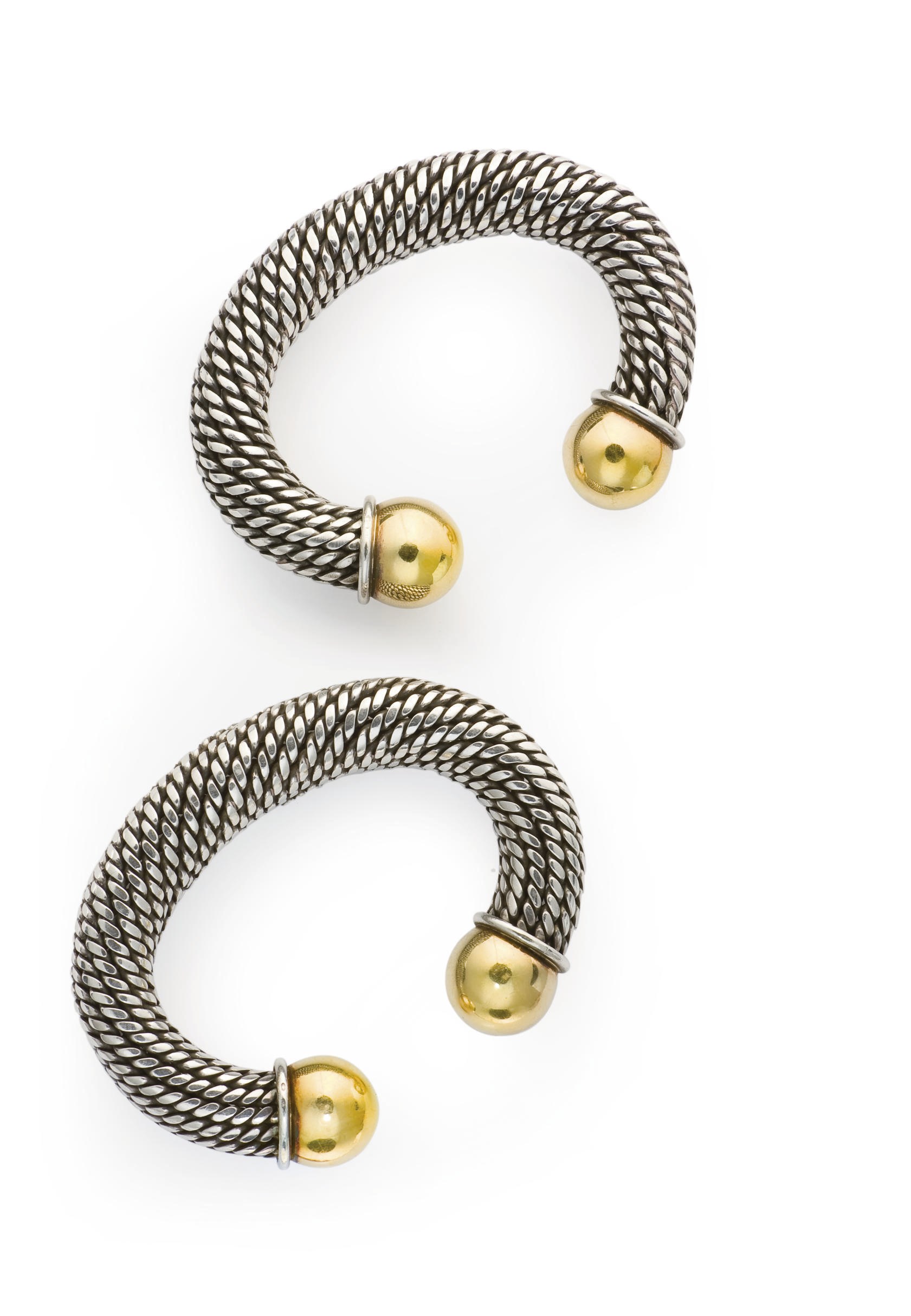 PAIRE DE BRACELETS "CORDE", PAR RENE BOIVIN