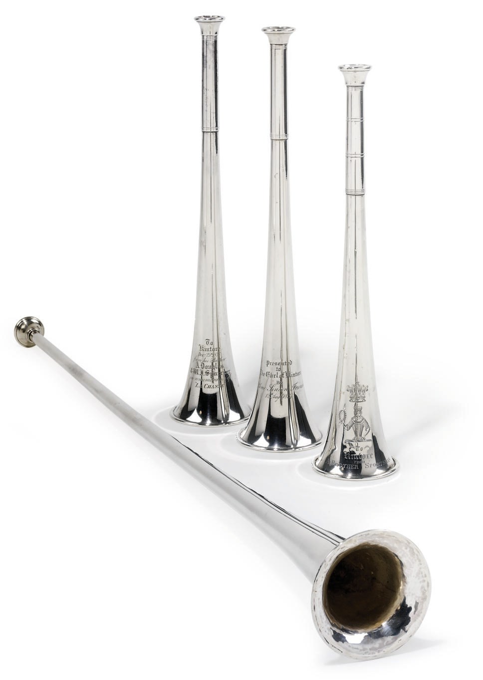 A GROUP OF FOUR WILLIAM IV/VICTORIAN SILVER HUNTING HORNS, ONE LARGE AND THREE SMALLER