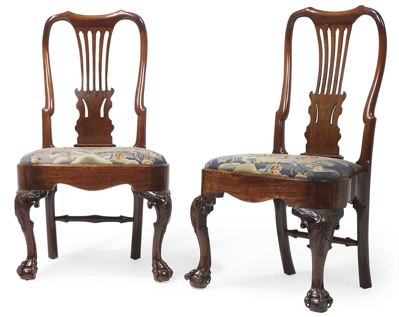 A PAIR OF IRISH MAHOGANY SIDE CHAIRS
