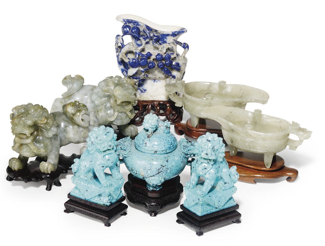 A GROUP OF CHINESE HARDSTONE CARVINGS