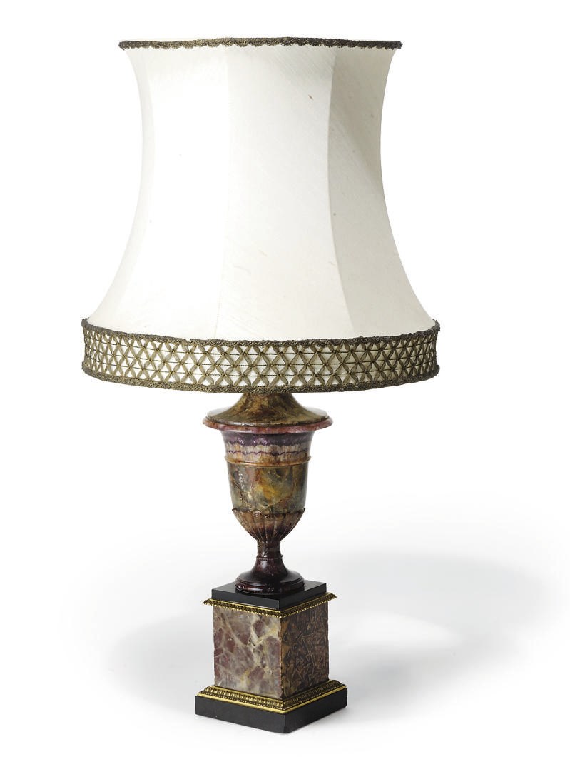 A REGENCY BLUE JOHN URN