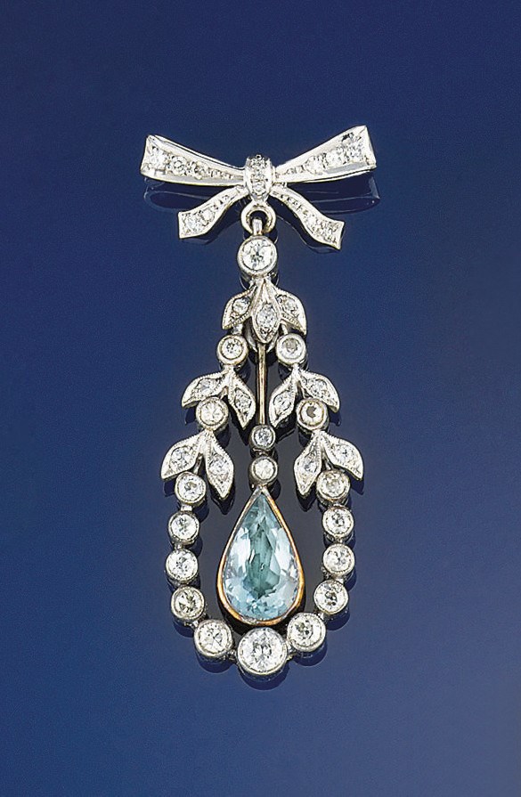 A diamond and paste brooch pendant