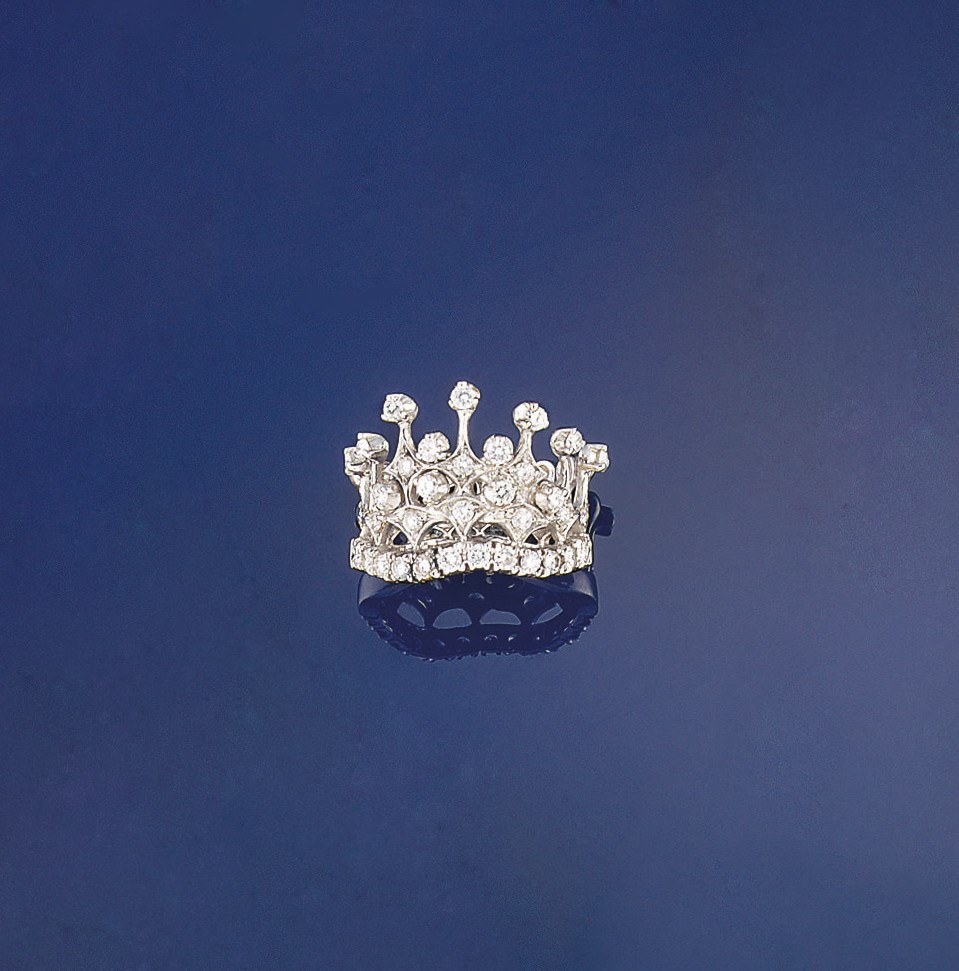 A DIAMOND NOVELTY RING, BY CHANTECLER