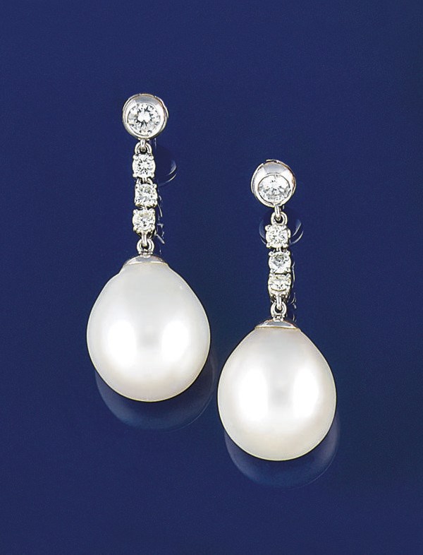 A pair of diamond and cultured pearl earpendants