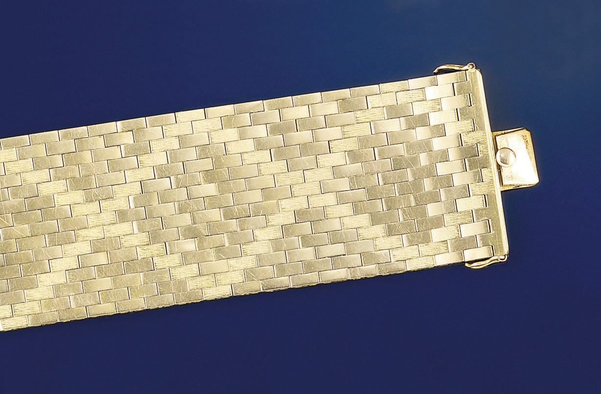 A two colour bracelet