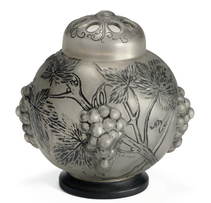 RENE LALIQUE (1860-1945)