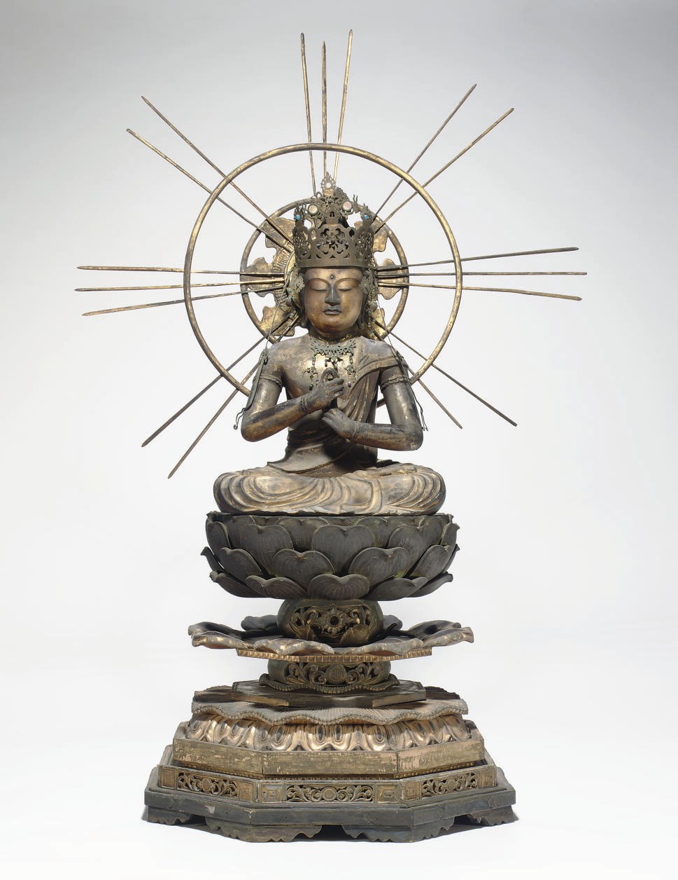 A wood sculpture of Dainichi Nyorai (Mahavairocana)