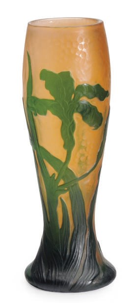 A FRENCH WHEEL-CARVED CAMEO GLASS VASE,