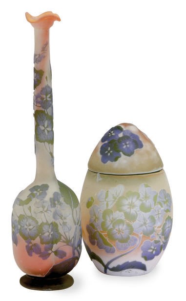 A FRENCH CAMEO GLASS BUD VASE AND AN EGG-FORM BOX AND COVER,