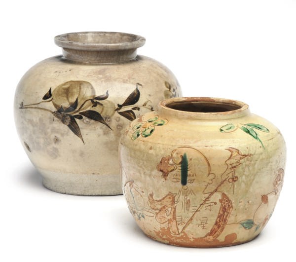 TWO CHINESE PAINTED AND GLAZED POTTERY JARS,