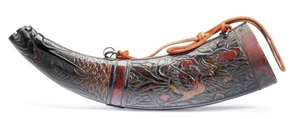 A CHINESE CARVED AND POLYCHROME LACQUERED BUFFALO HORN,