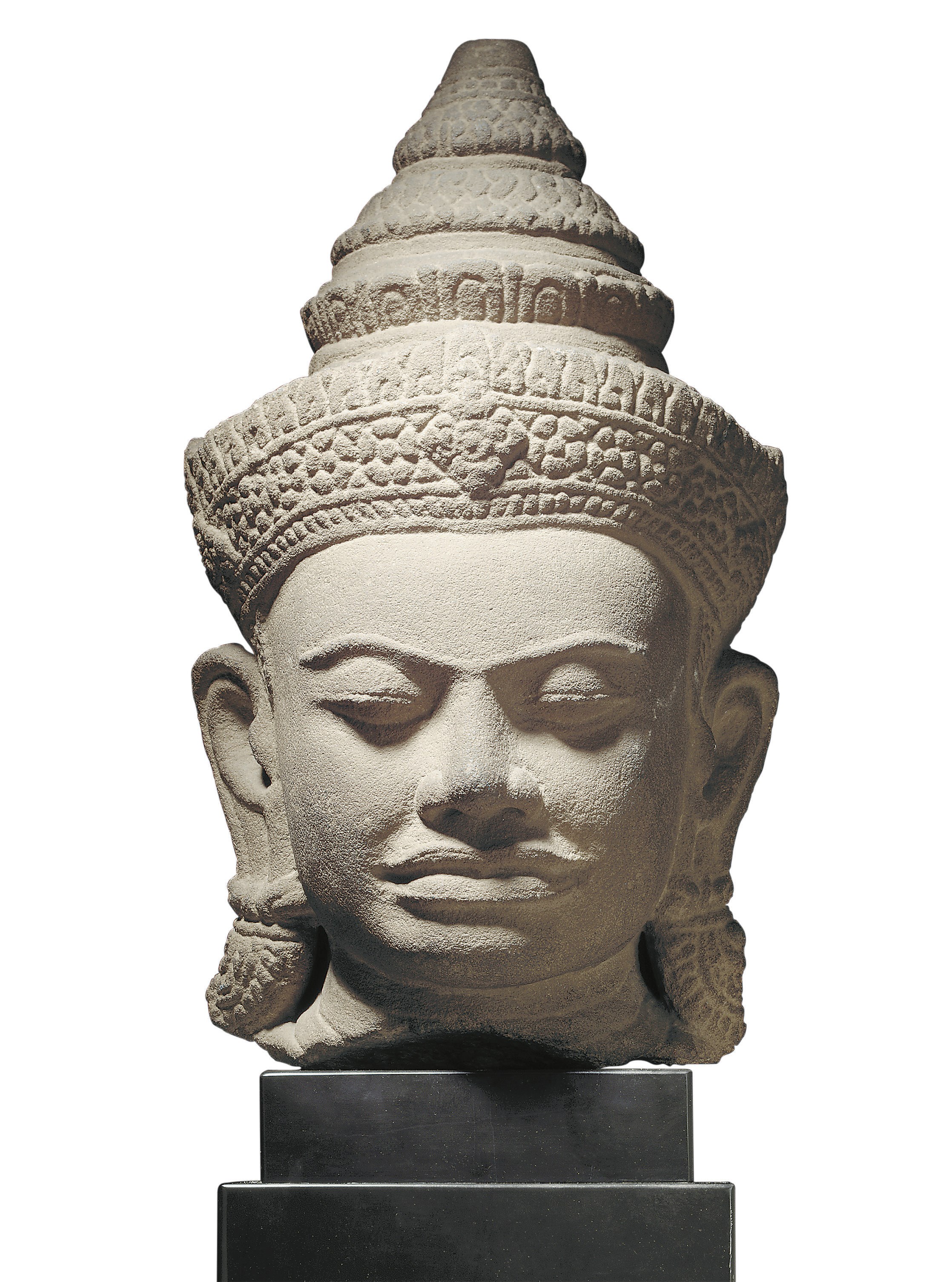 A KHMER-STYLE SANDSTONE HEAD OF BUDDHA,