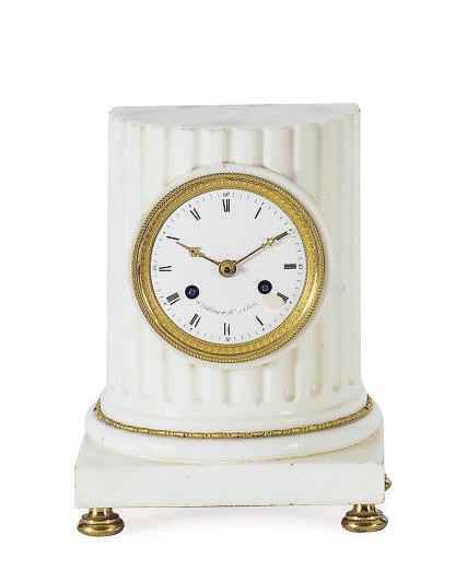 A DIRECTOIRE ORMOLU-MOUNTED MARBLE MANTEL CLOCK,