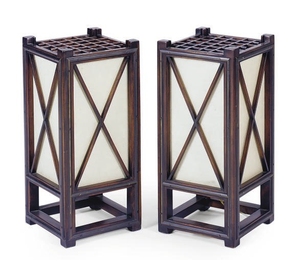 A PAIR OF MAHOGANY AND GLASS TABLE LAMPS,