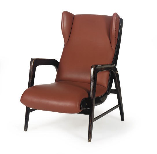 AN ITALIAN WALNUT ARMCHAIR,