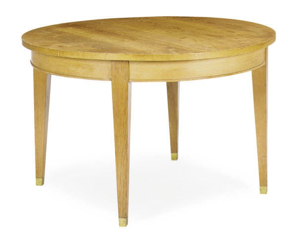 A FRENCH OAK DINING TABLE,