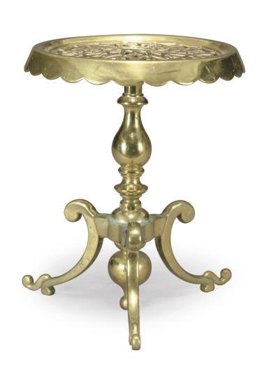 A BRASS PLANT STAND,