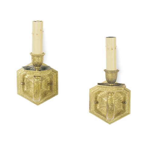 A PAIR OF CONTINENTAL INCISED GILT-BRONZE WALL-LIGHTS,
