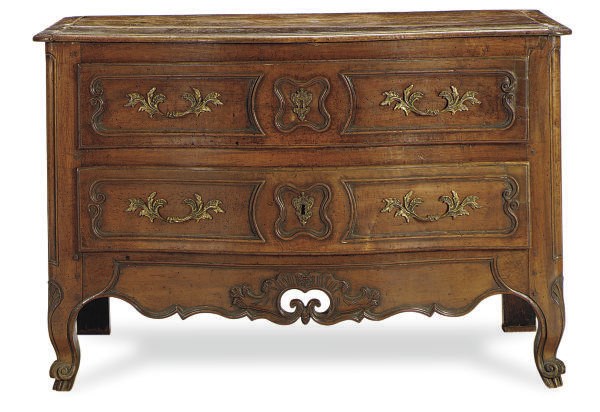 A FRENCH PROVINCIAL WALNUT SERPENTINE COMMODE,