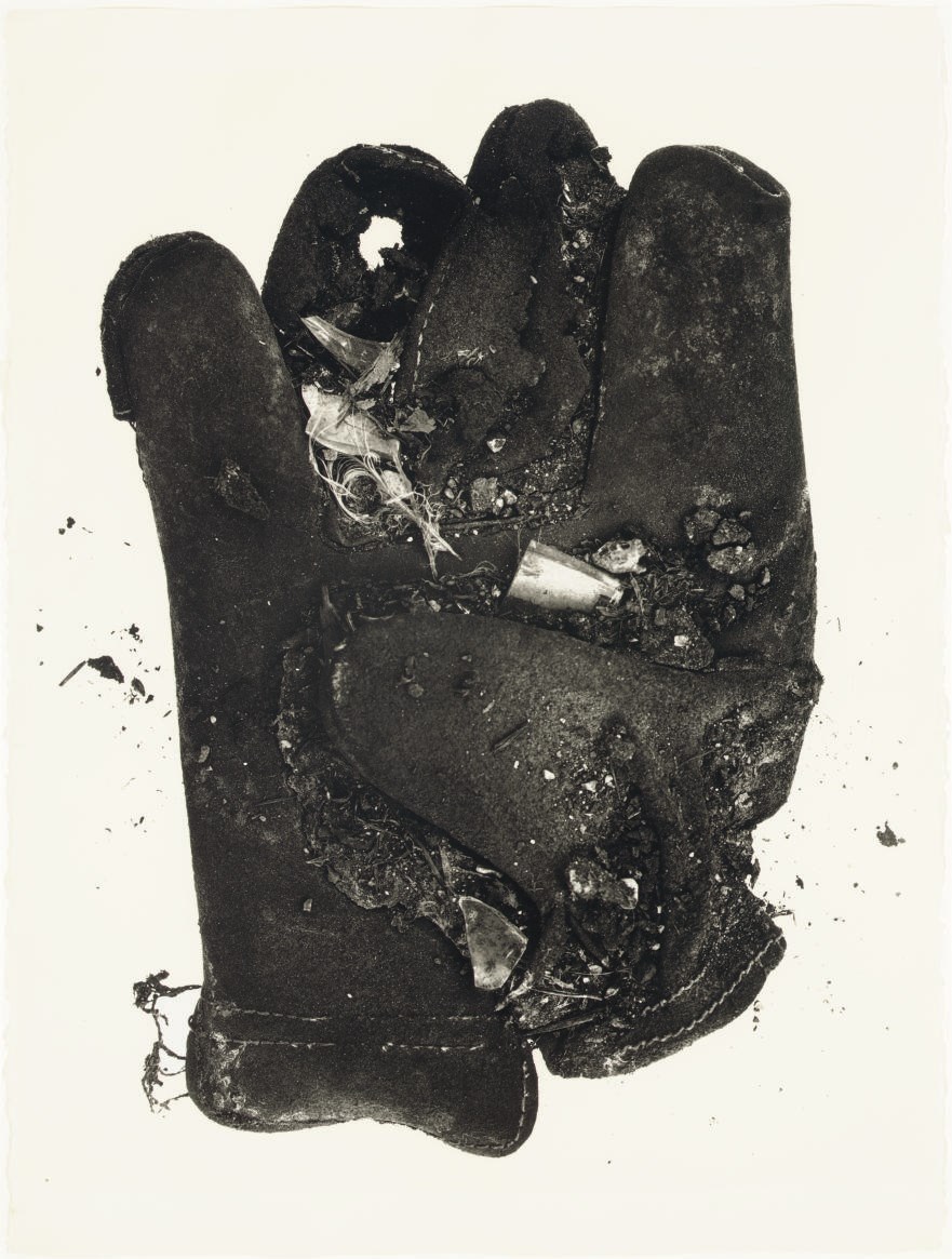 IRVING PENN (B. 1917)
