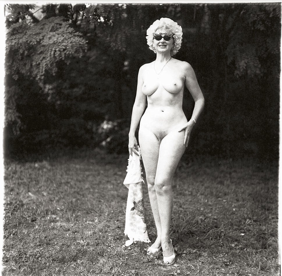 DIANE ARBUS (1923-1971)