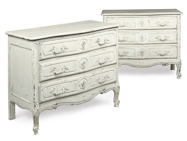 A PAIR OF GREY PAINTED SERPENTINE COMMODES