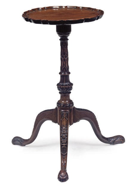 A EDWARDIAN MAHOGANY TRIPOD KETTLE STAND