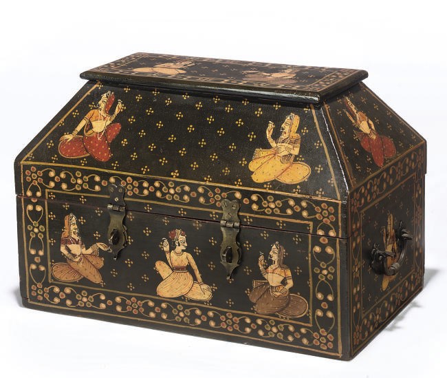 AN INDIAN PAINTED CASKET
