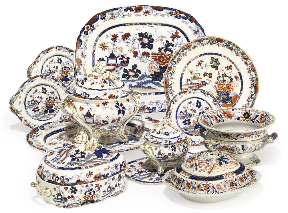 A MINTON 'AMHERST JAPAN' PATTERN PORCELAIN PART DINNER-SERVICE