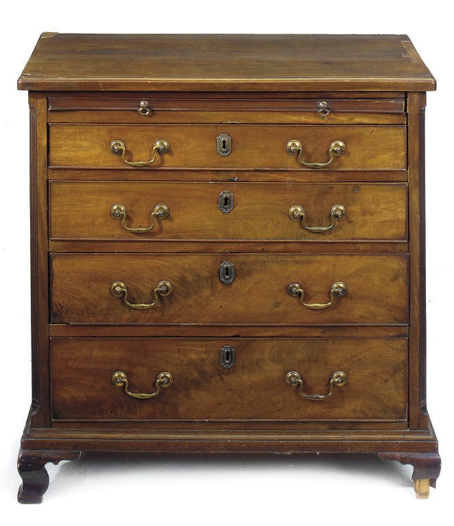 A GEORGE III MAHOGANY CHEST