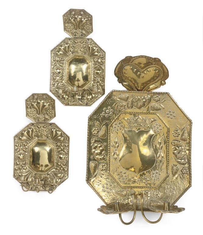 A PAIR OF NORTH EUROPEAN BRASS WALL SCONCES
