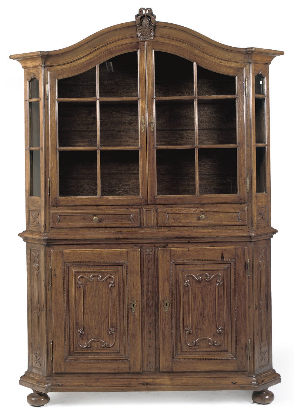 A GERMAN OAK DISPLAY CUPBOARD