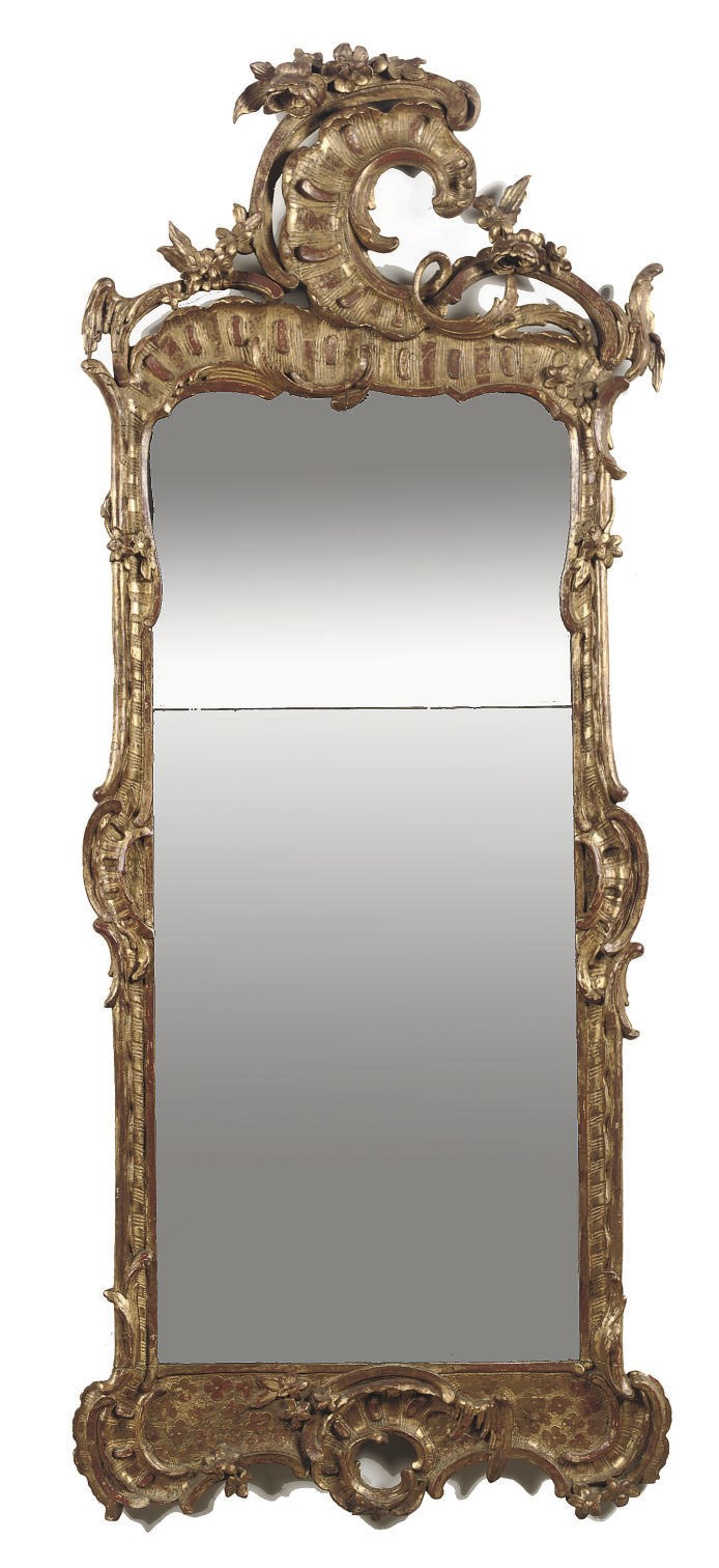 A GERMAN GILTWOOD MIRROR