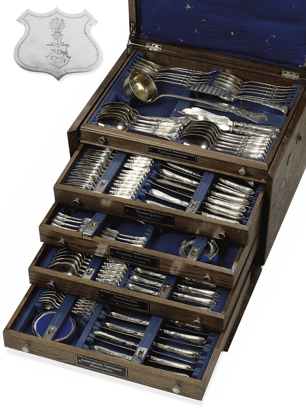 An German flatware service