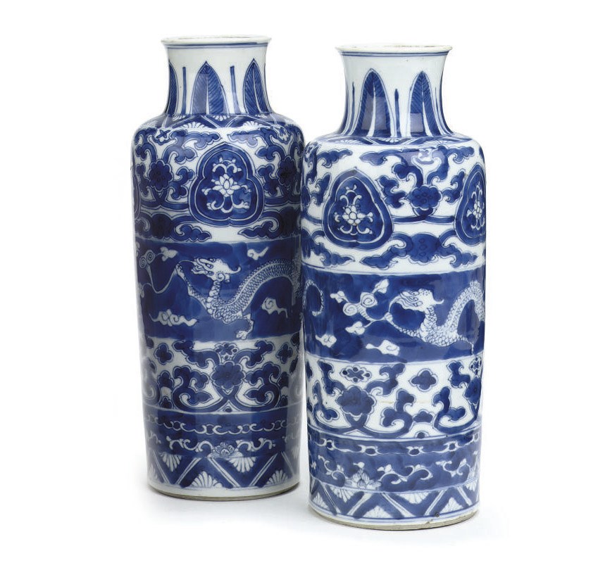 A pair of Chinese blue and white rouleau vases